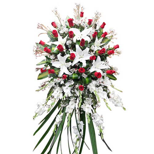 lagrima de flores de lirios blancos con rosas rojas