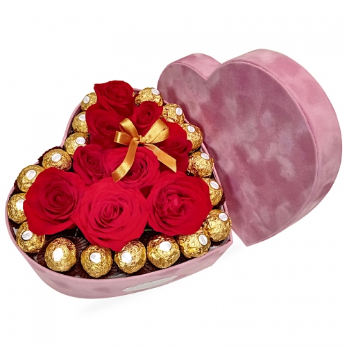 Sombrerera Corazón Rosado de Rosas Rojas y Chocolate Ferrero Rocher