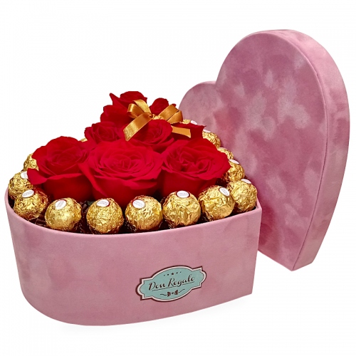 Sombrerera Corazón Rosado de Rosas Rojas y Chocolate Ferrero Rocher